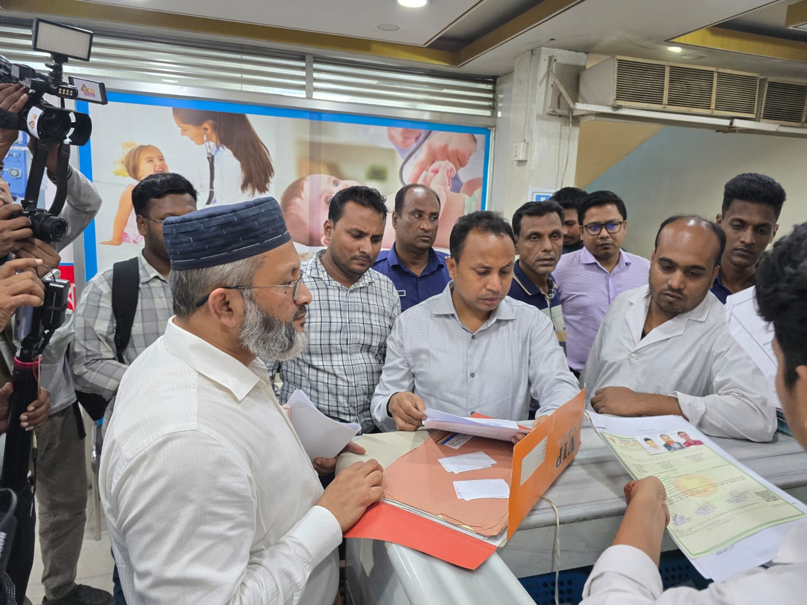 কেরানীগঞ্জে বিভিন্ন অনিয়মে দুই বেসরকারী মেডিকেল ও ডায়াগনস্টিক সেন্টারকে জরিমানা
