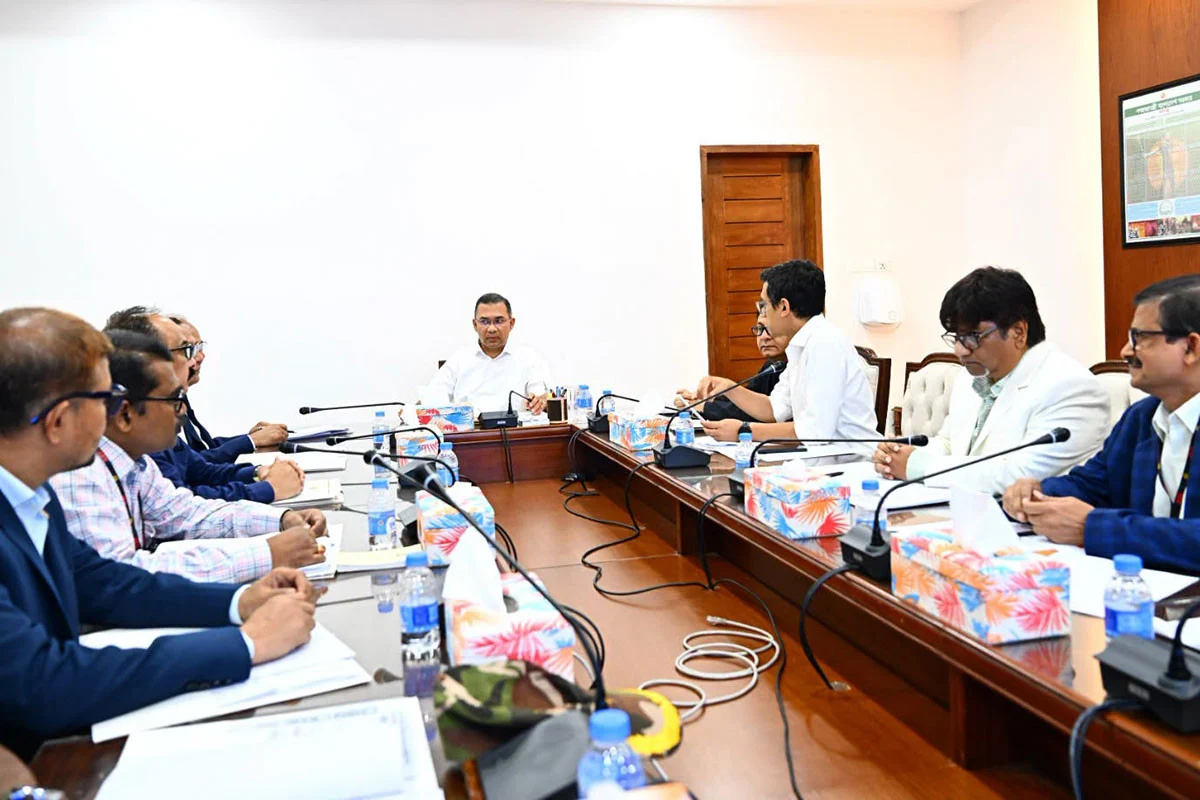 বন্ধ কারখানা চালু ও বিনিয়োগ আকর্ষণে প্রয়োজনীয় পদক্ষেপ গ্রহণের নির্দেশ প্রধানমন্ত্রীর