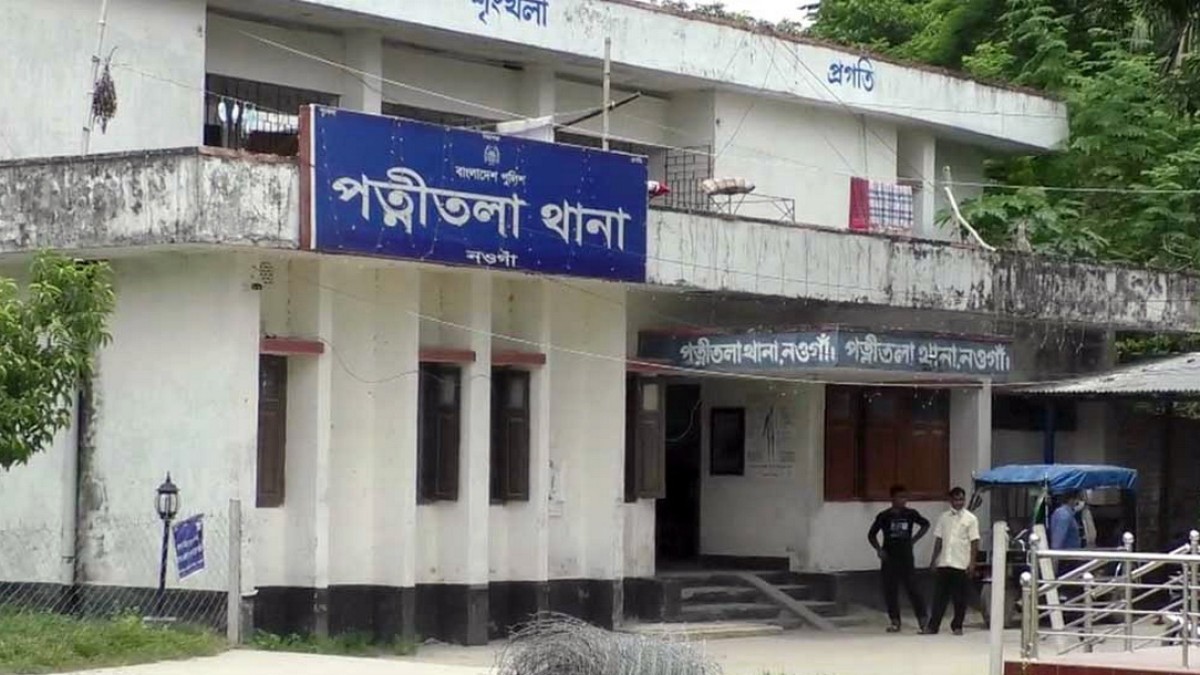 পত্নীতলায় মর্মান্তিক সড়ক দুর্ঘটনা, মোটরসাইকেল আরোহী নিহত