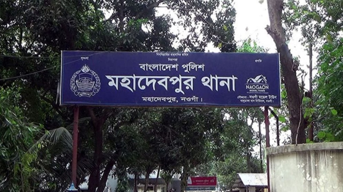 ট্রাকের ধাক্কায় প্রাণ গেল শ্বশুরের, আহত জামাই; অক্ষত ১০ বছরের নাতি