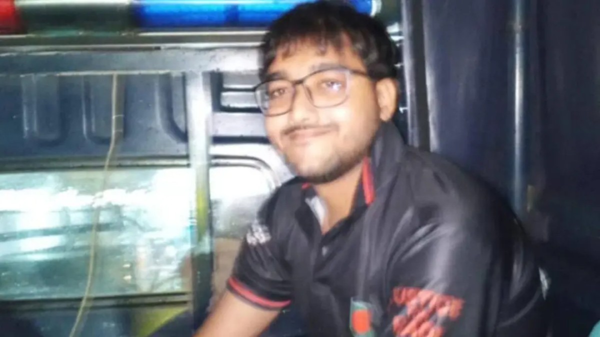 গাজীপুরে বিদ্যুৎ বিল নিয়ে ভিডিও, প্রধানমন্ত্রীকে কটূক্তির অভিযোগে যুবক আটক