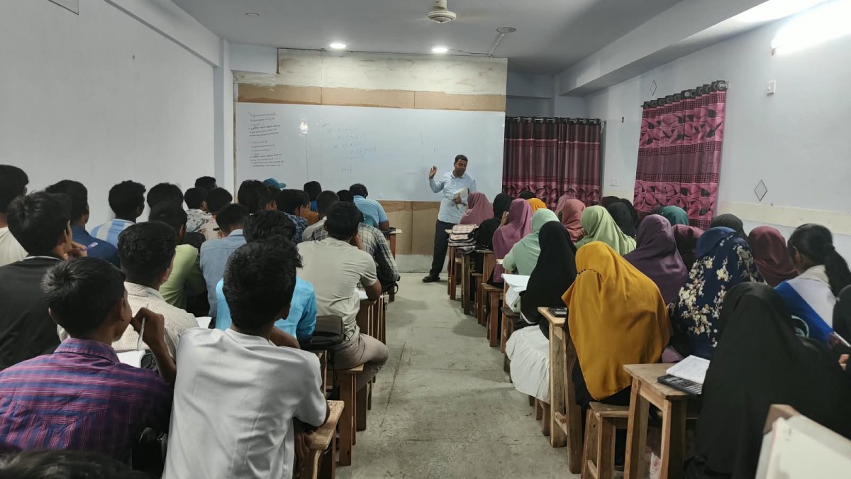 রাণীনগরে দুই বন্ধুর উদ্যোগে ‘ইনফিনিটি একাডেমিক কোচিং’, লক্ষ্য শিক্ষার্থীদের মানসম্মত একাডেমিক সহায়তা