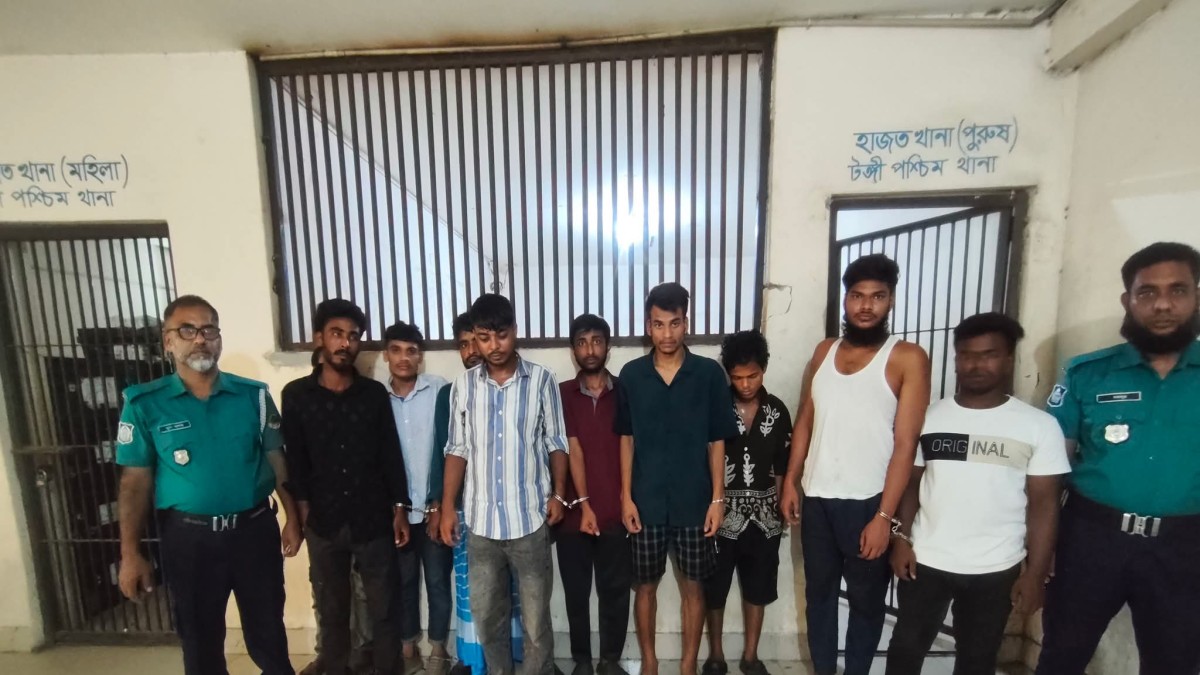 টঙ্গী পশ্চিম থানার বিশেষ অভিযানে ৮ মাদকসেবী গ্রেফতার, আদালতে প্রেরণ