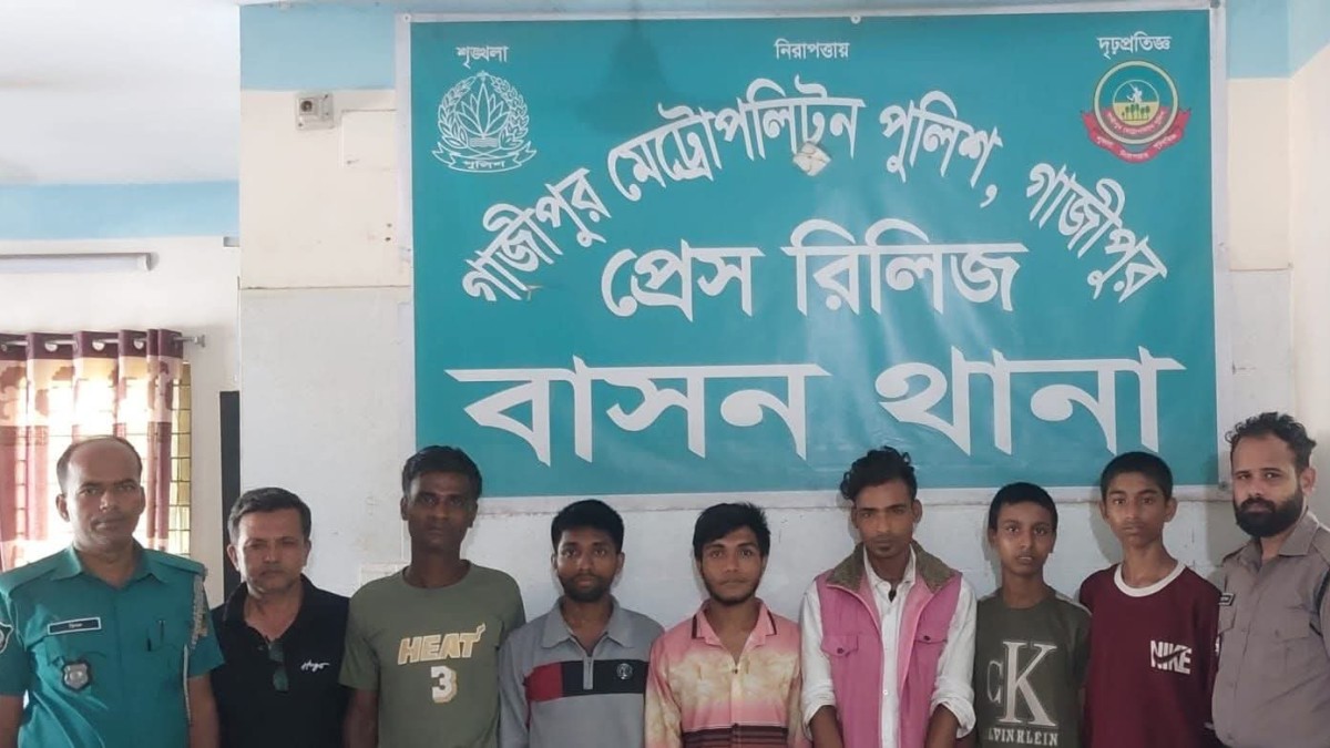 বাসন থানার বিশেষ অভিযানে ডাকাতি প্রস্তুতি, চুরি ও পরোয়ানাভুক্তসহ ৮ জন গ্রেপ্তার 