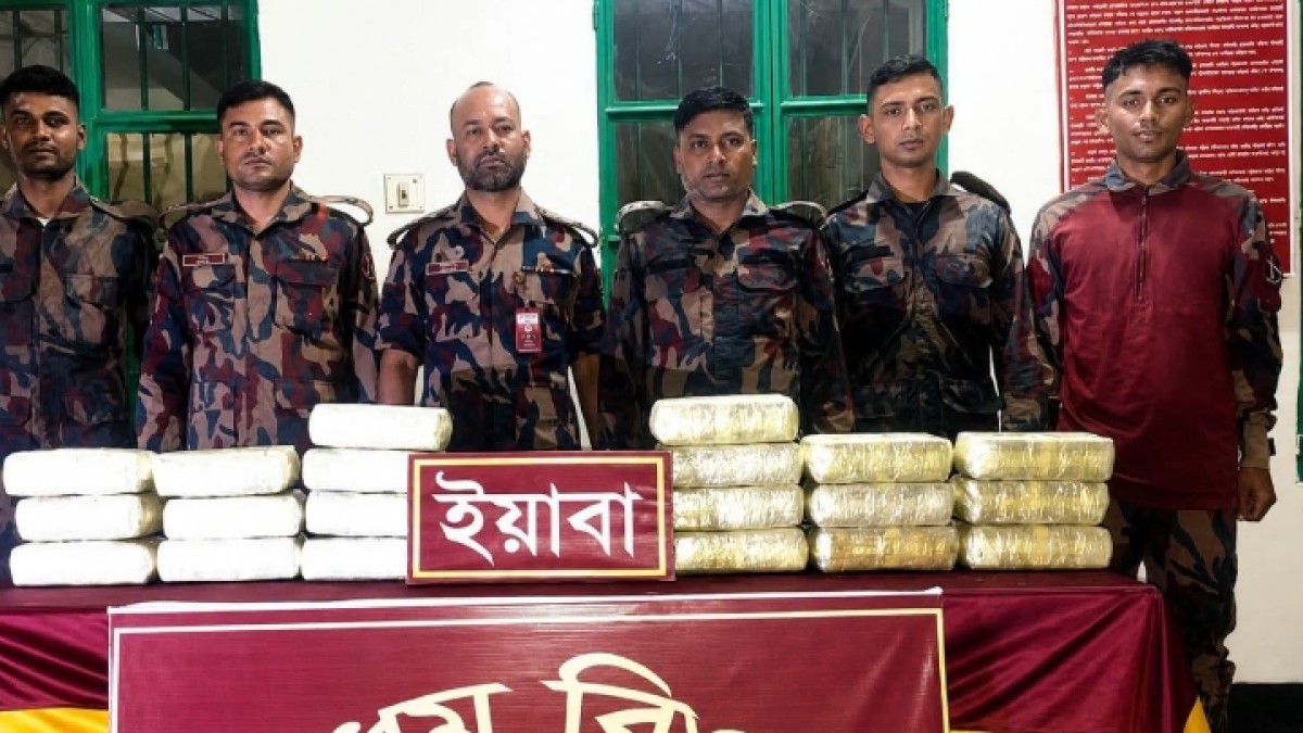 উখিয়া সীমান্তে বিজিবি’র অভিযানে ৬ কোটি টাকার ২ লাখ পিস বার্মিজ ইয়াবা উদ্ধার