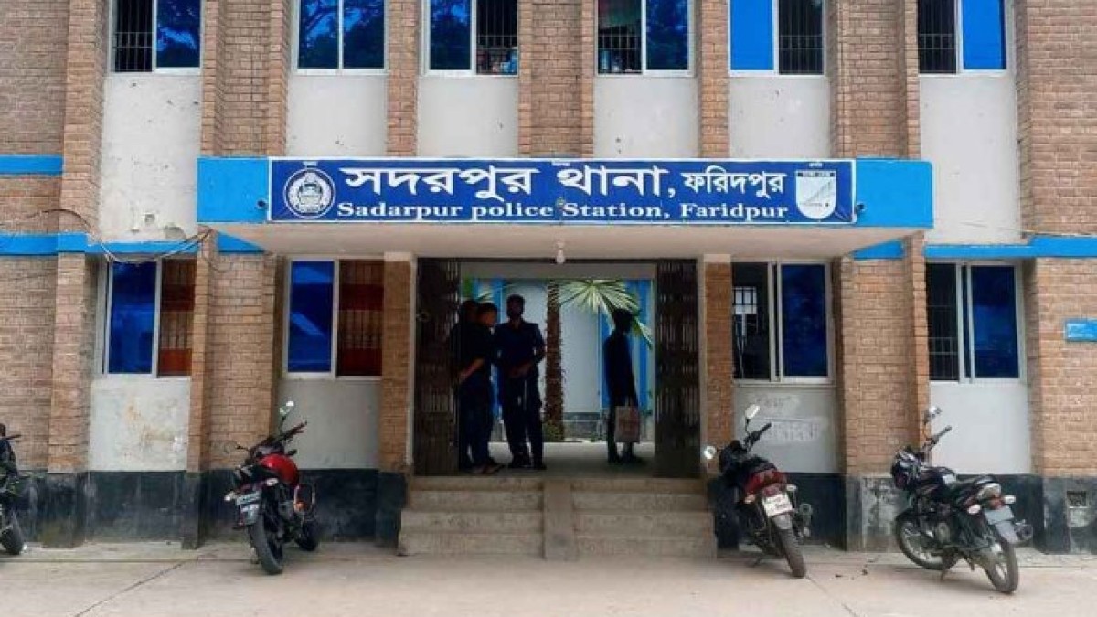 সদরপুরে কিশোরীর ঝুলন্ত মরদেহ উদ্ধার