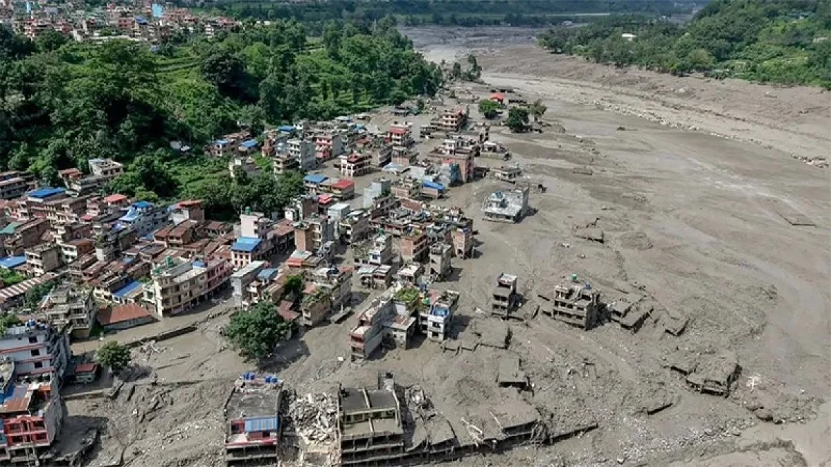 নেপালের বন্যায় পর্যটকসহ নিখোঁজ ৫৭৯, নিহত ৯৮