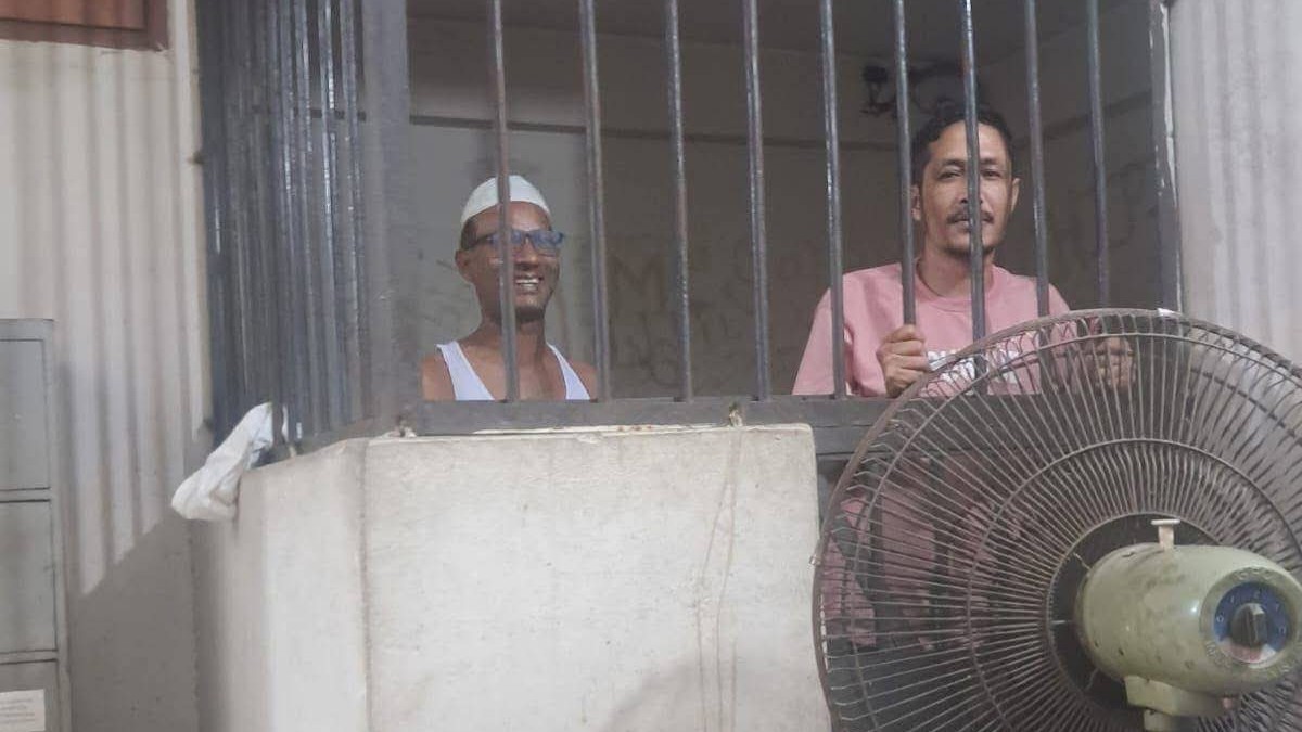 কাজিরহাটের আওয়ামী লীগ নেতা ও ইউপি চেয়ারম্যান মনির হাওলাদার ঢাকায় গ্রেপ্তার