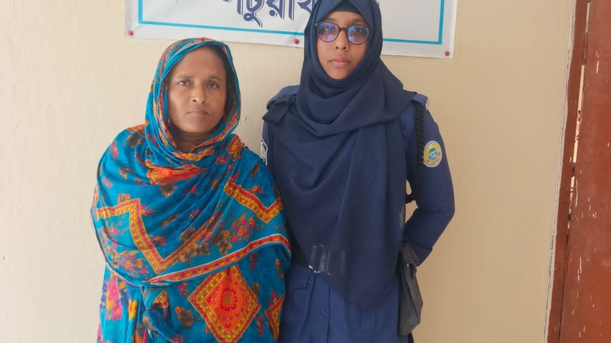 পটুয়াখালীর গলাচিপায় ২০ গ্রাম গাঁজাসহ নারী মাদক কারবারি গ্রেপ্তার