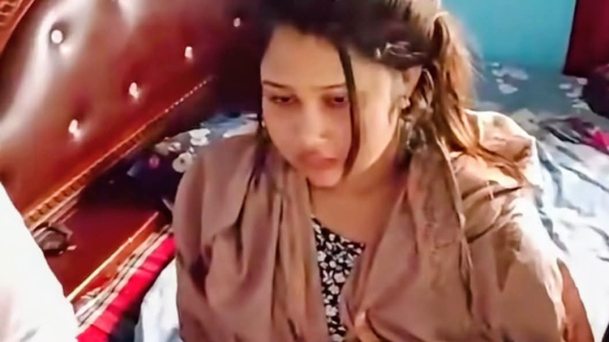 হানি ট্র্যাপ চক্রের সদস্য আটক: কালিয়াকৈরের সফিপুরে বাসায় অভিযান