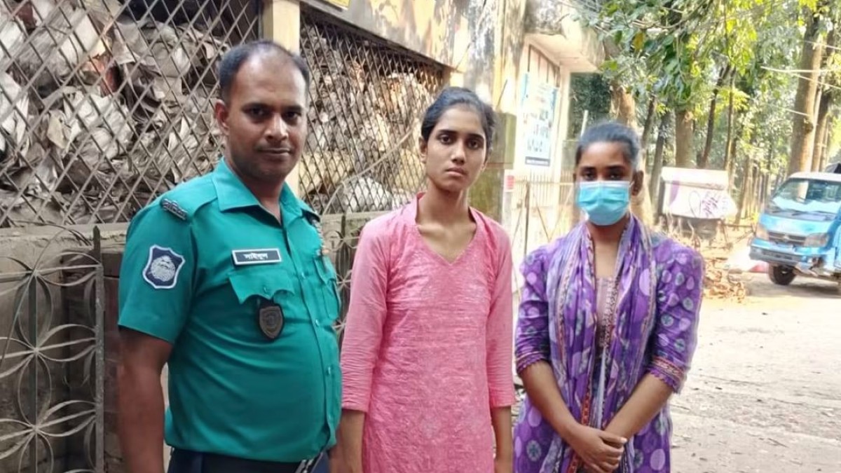 বাসন থানার বিশেষ অভিযানে অস্ত্র, চুরি ও ভূমি অপরাধ মামলার ৮ আসামি গ্রেফতার