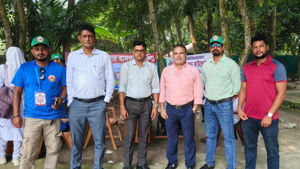 শহীদ সিরাজ সিকদার ডিগ্রি কলেজে রক্তের বাঁধনের তৃতীয় ফ্রি ব্লাড গ্রুপ নির্ণয় কার্যক্রম ‎
