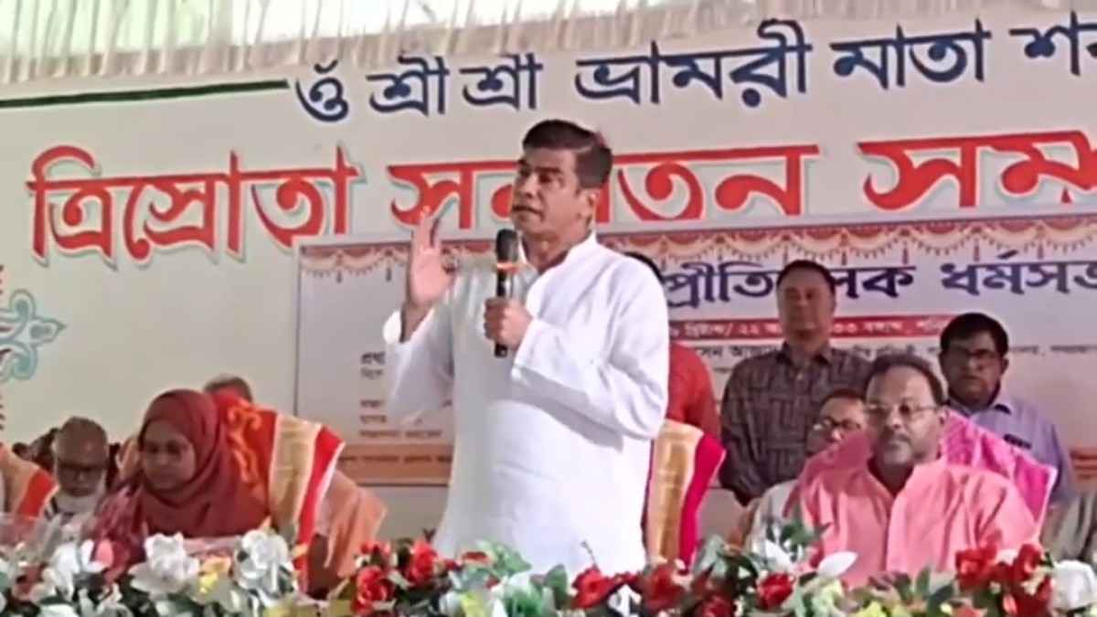 পঞ্চগড়ে ত্রিস্রোতা বদেশ্বরী মন্দিরে মহালয়ার পূর্ণ্যস্নান ও পূজার্চনায় হাজারো পূর্নার্থীর ঢল