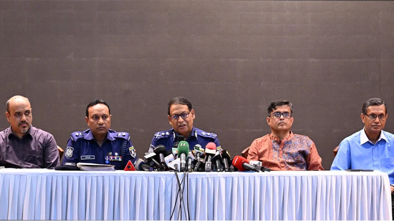 মামলা হলেই গ্রেপ্তার নয়, তদন্তে দায়ভার পাওয়া গেলে ব্যবস্থা: আইজিপি