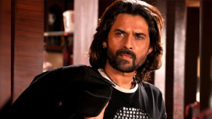 বলিউড অভিনেতা মুকুল দেব আর নেই