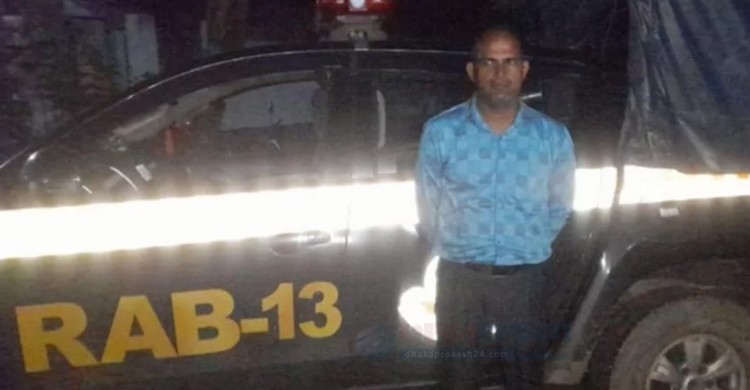 চাঁদা দাবির সময় সেনাবাহিনীর হাতে এনসিপি নেতা গ্রেপ্তার