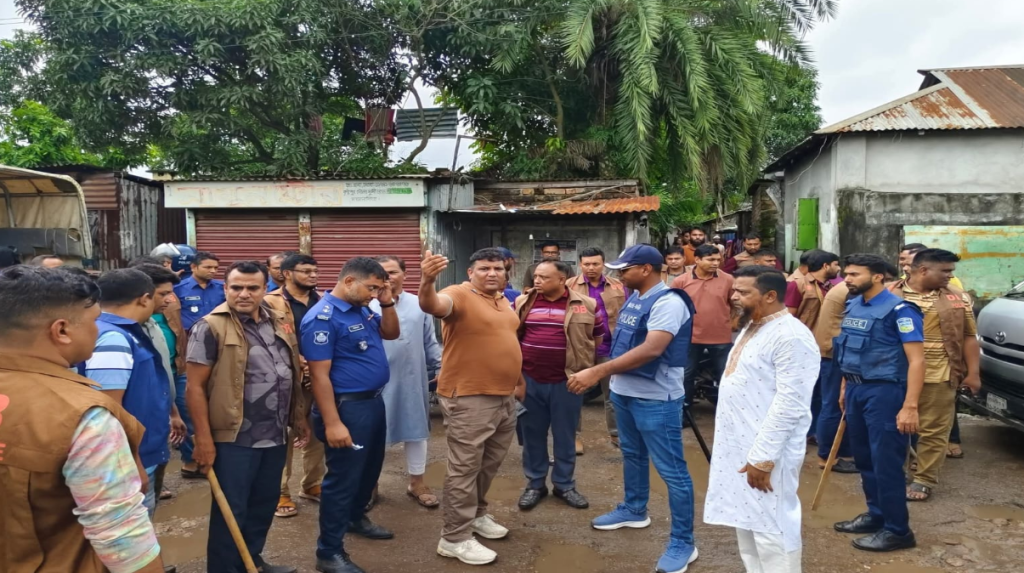 ময়মনসিংহে পুলিশের বিশেষ অভিযান, মাদক ব্যবসায়ী ও অপরাধীদের বিরুদ্ধে কঠোর অবস্থান।