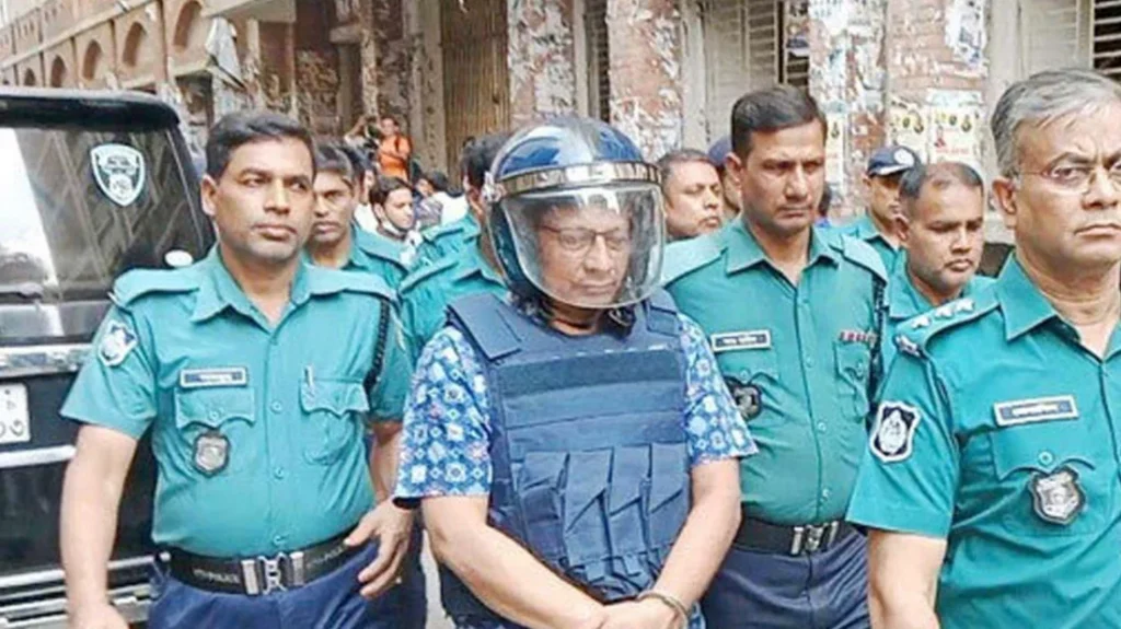 সাবেক আইজিপি আবদুল্লাহ আল মামুন ট্রাইব্যুনালে