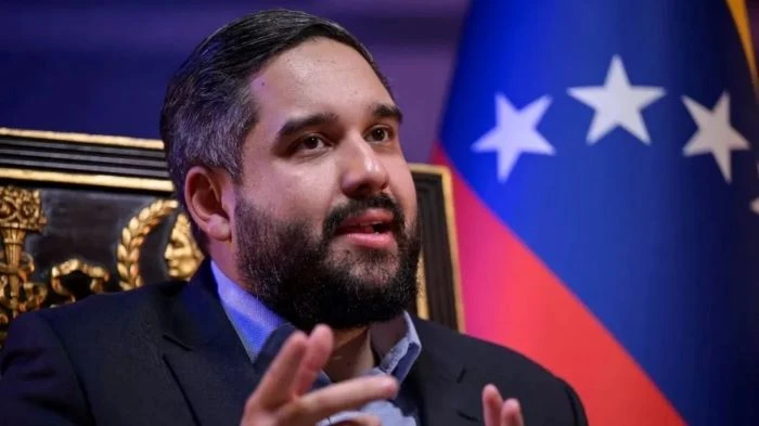 মাদুরোকে আটকের পর উত্তাল ভেনেজুয়েলা: রাজপথে নামার ডাক দিলেন ছেলে মাদুরো গেরা