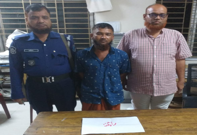 মনোহরদীতে ইয়াবাসহ মাদক বিক্রেতা গ্রেফতার