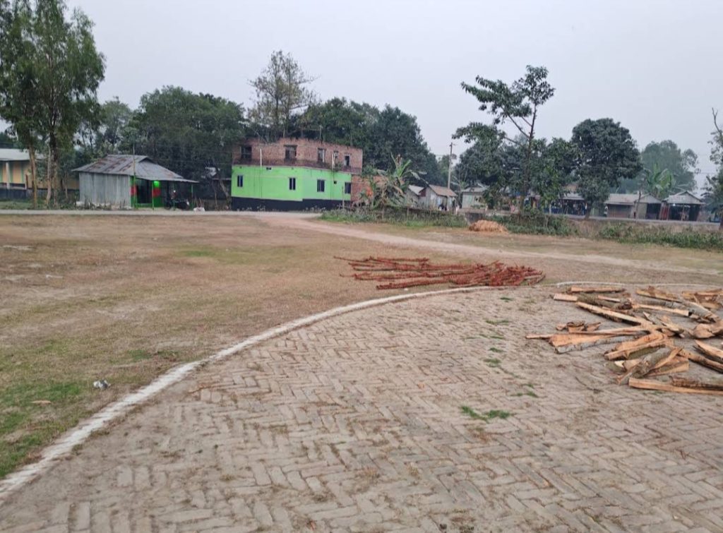 জটিলতায় থমকে উলিপুর বাইপাস প্রকল্প, ৬৮ কোটি টাকার সড়ক নির্মাণে অনিশ্চয়তা
